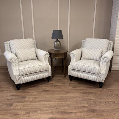 Bernard Berjer Çizgili Kadife Bej